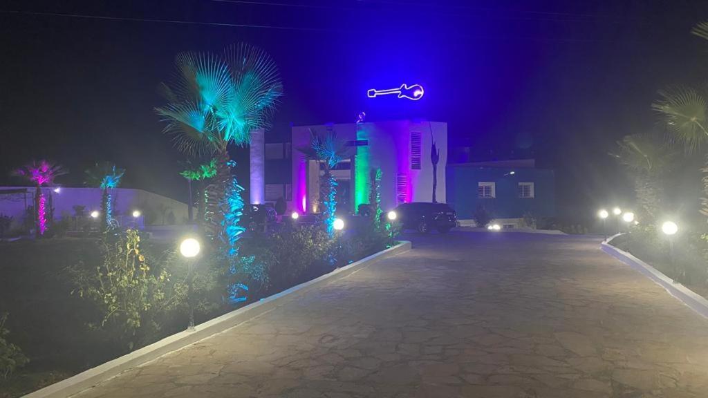 Ecohame - Oeko-Hain - Ecohaven - Ecobrio Guitar Palace Bni Quolla Exterior foto